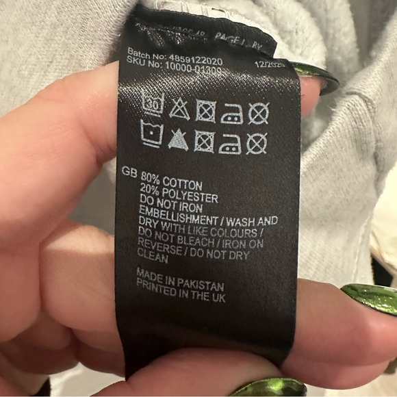 Harry Potter Store Graphic Sweatshirt - Picture 6 of 8